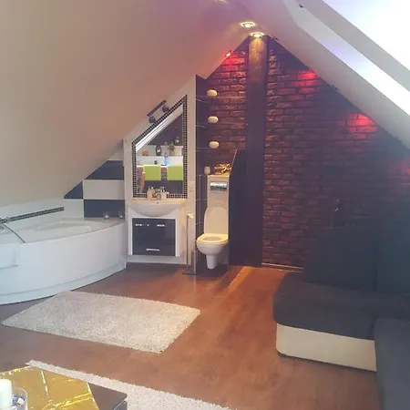 Rodzinny ,luksusowy Nad Jeziorem W Centrum Mragowa *